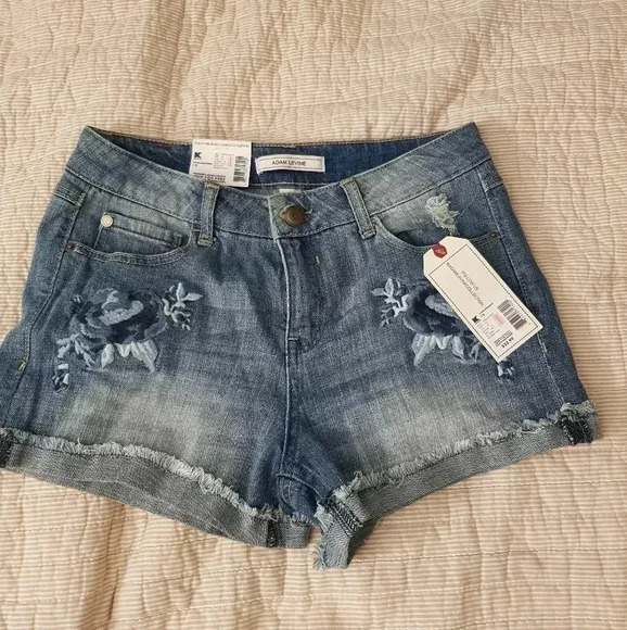 Adam Levine embroidered denim shorts - Picture 1 of 6